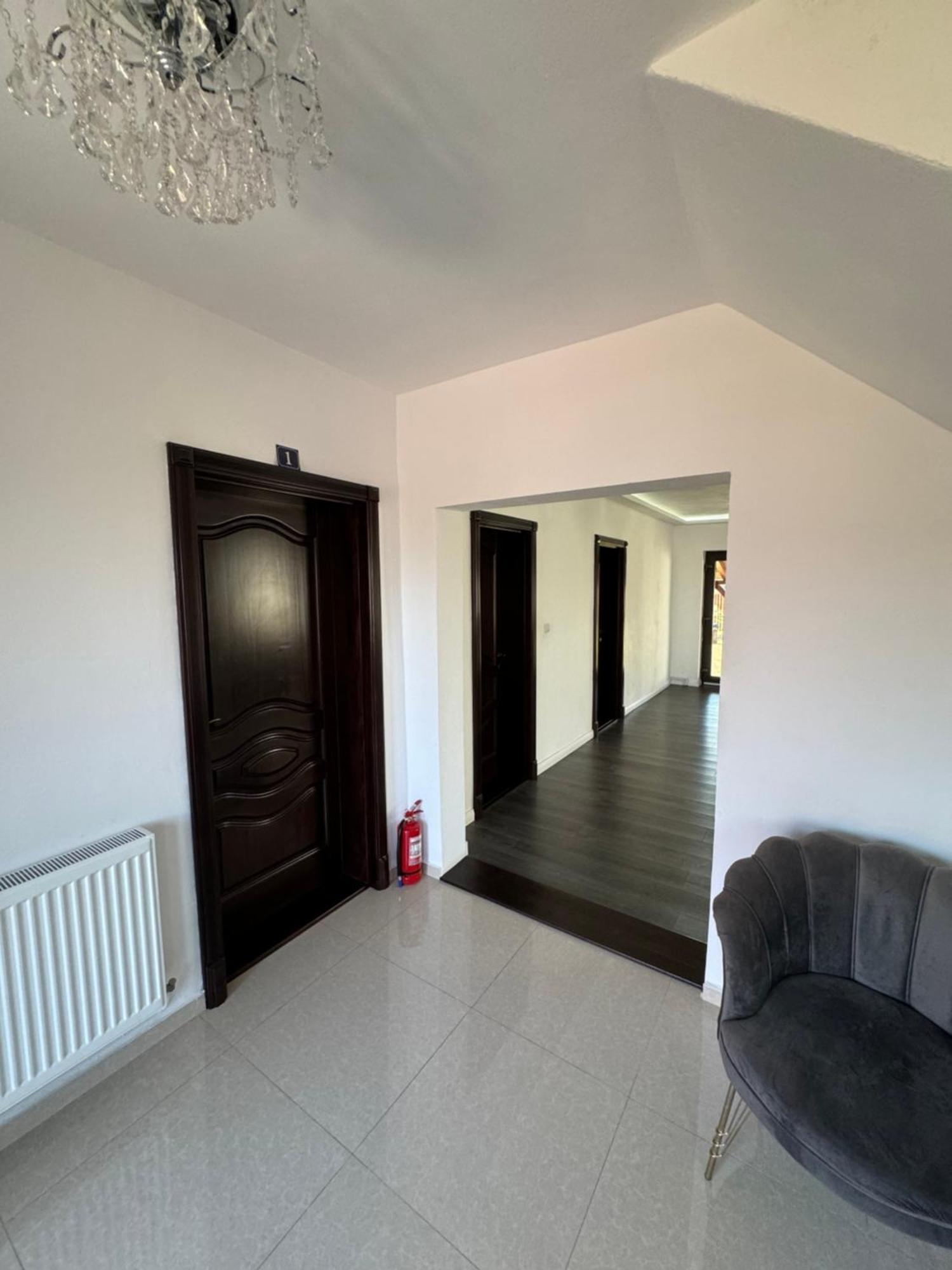 Casa Casy Villa Oradea Luaran gambar